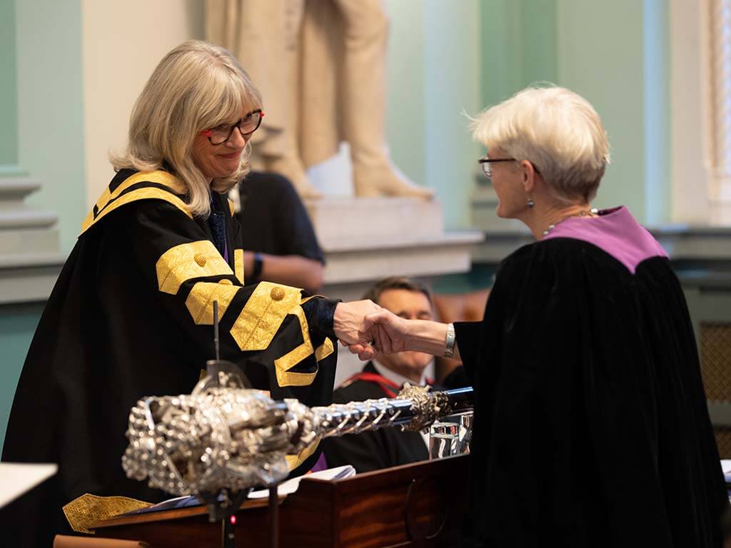 Prof Mary Horgan presents fellowship